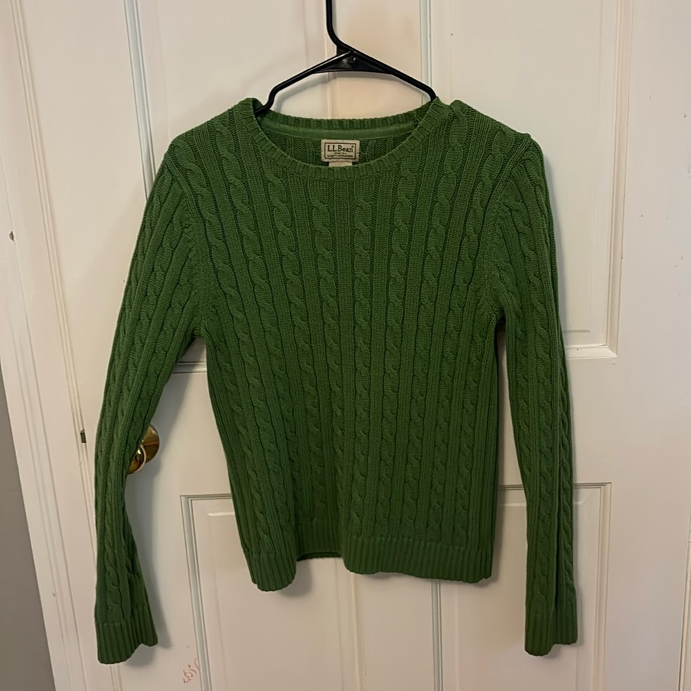 Llbean cable knit sweater